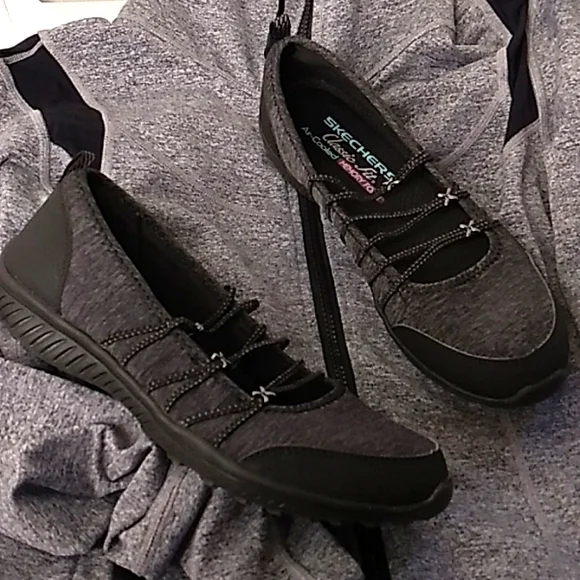 Skechers | Shoes | Nwot Womens Skechers Black Shoes Size 7  display picture 3